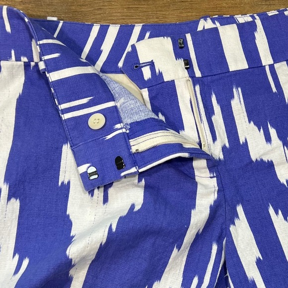 J. Crew Women's Blue White Ikat Pattern Linen Blend Shorts‎ Size 2 - Picture 3 of 5